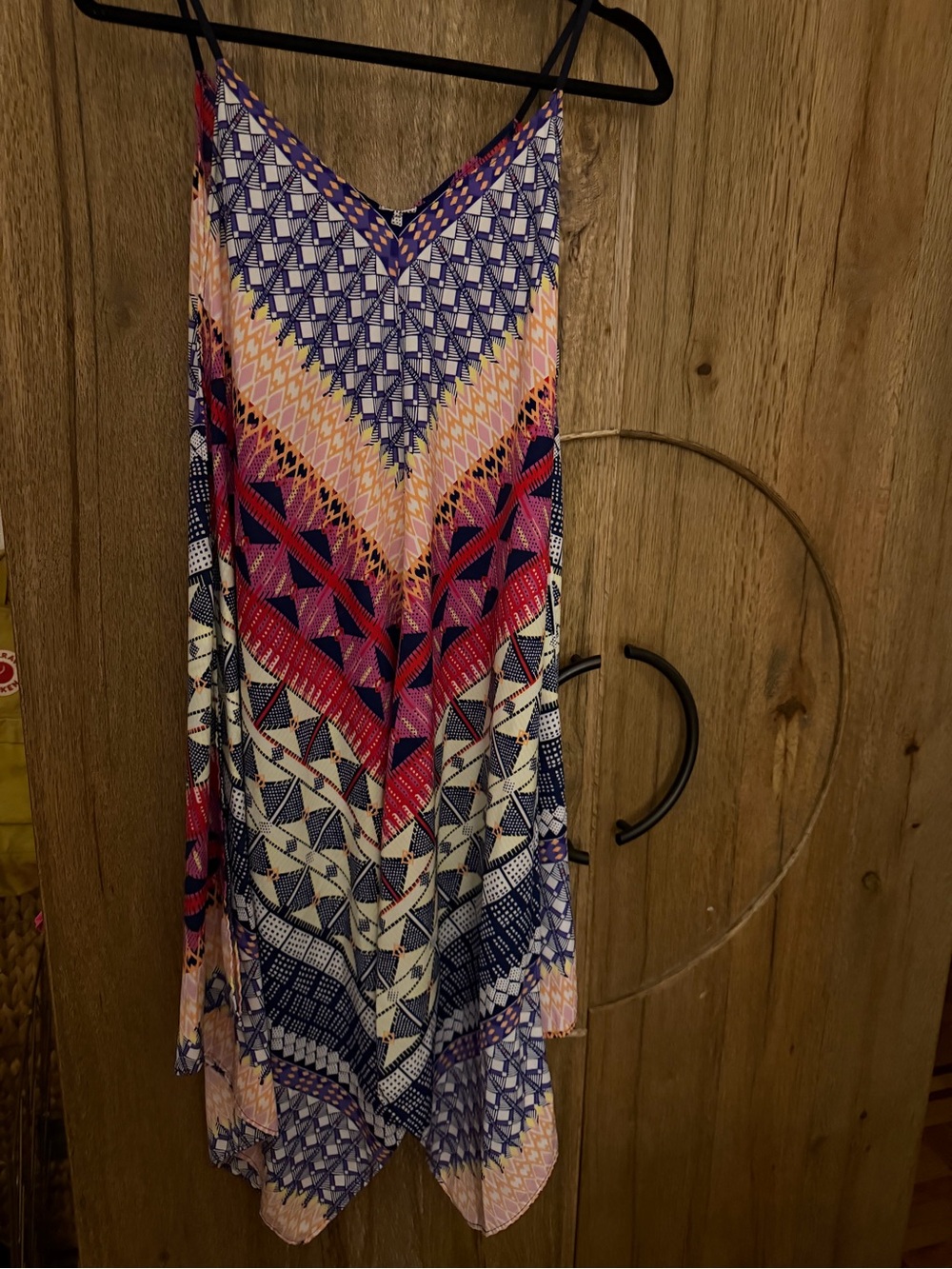 Source Unknown Multicolor Geometric V-Neck Cami